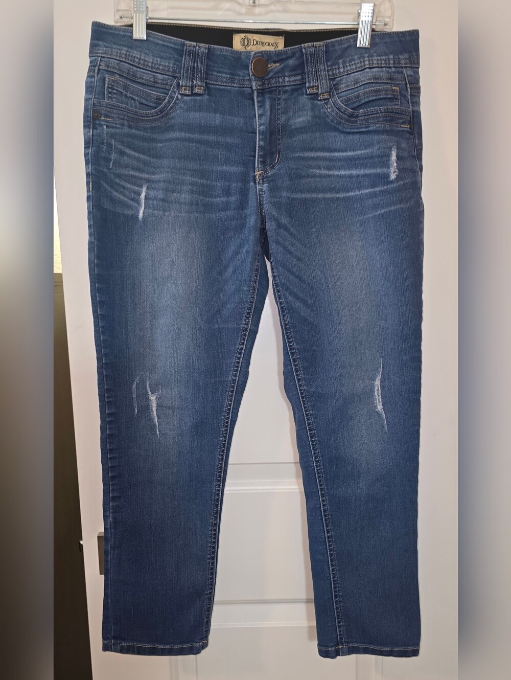 Democracy Ab Technology Crop Jeans Women's Size 10 Distressed Stretch Denim